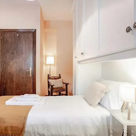 Relax - Con Piscina Bed & Breakfast Lapio